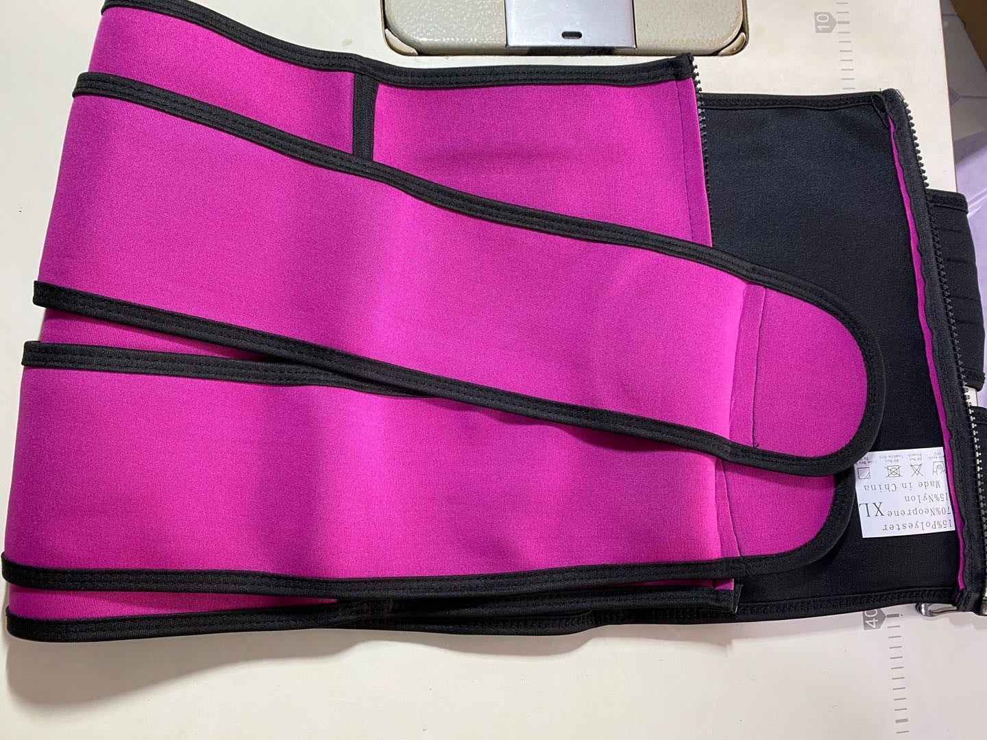 The Sports Tuck Belts Can Be Adjusted With Three Rows Of Buckle Belts - Rhino Lifestyle